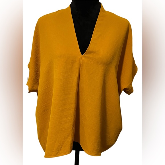 Newbury Kustom Tops - Newbury Kustom Ladies Blouse